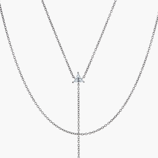 Mono Paperclip earring in white gold