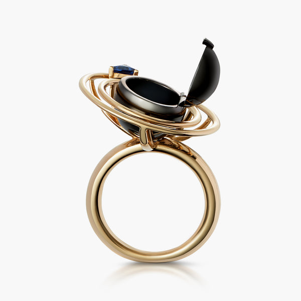 Mono Paperclip earring in white gold