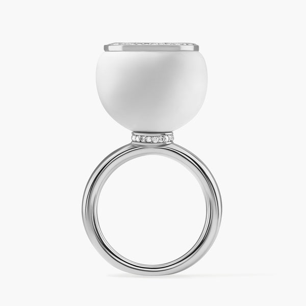 Mono Paperclip earring in white gold