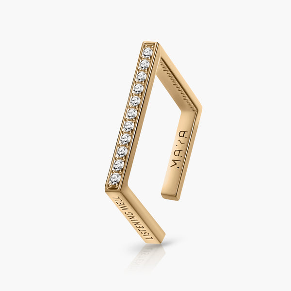 Mono Paperclip earring in white gold
