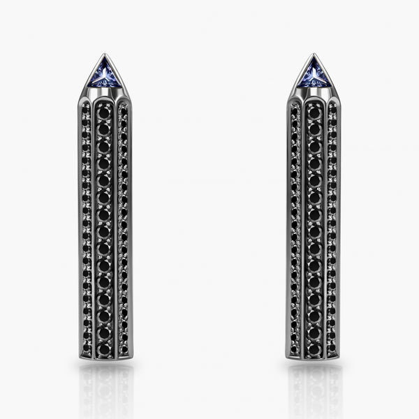 Mono Paperclip earring in white gold